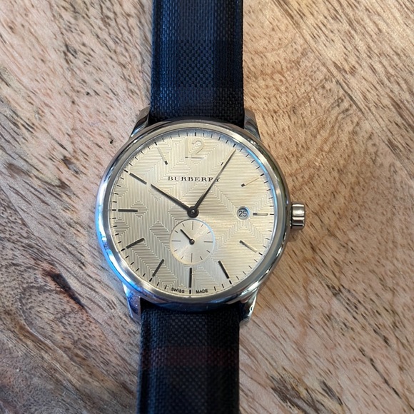 Burberry Other - 🎊💕 Host Pick 💕🎊 Mens Burberry Watch